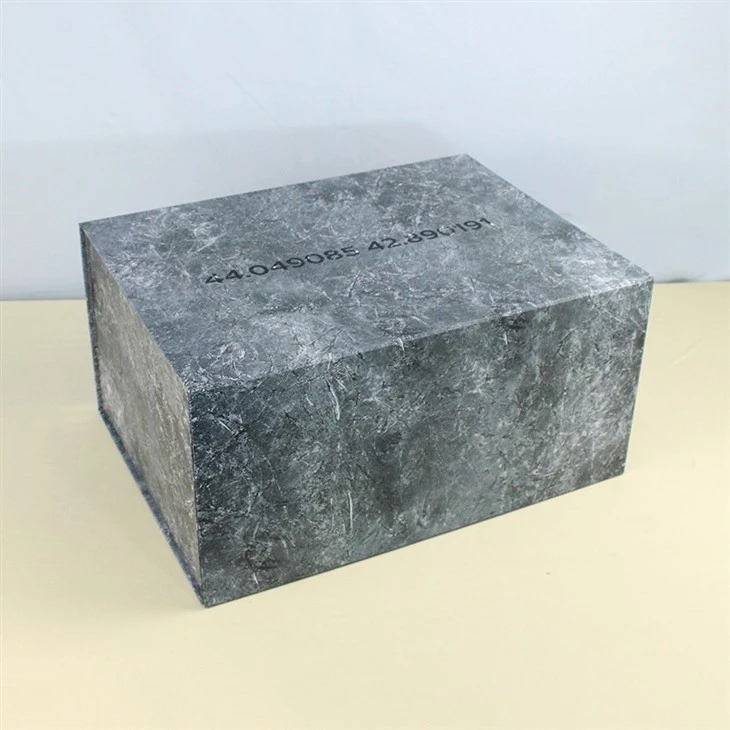 custom gift box with logo (2)